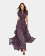 Lola | Dress with a neckline and chiffon lace finishes