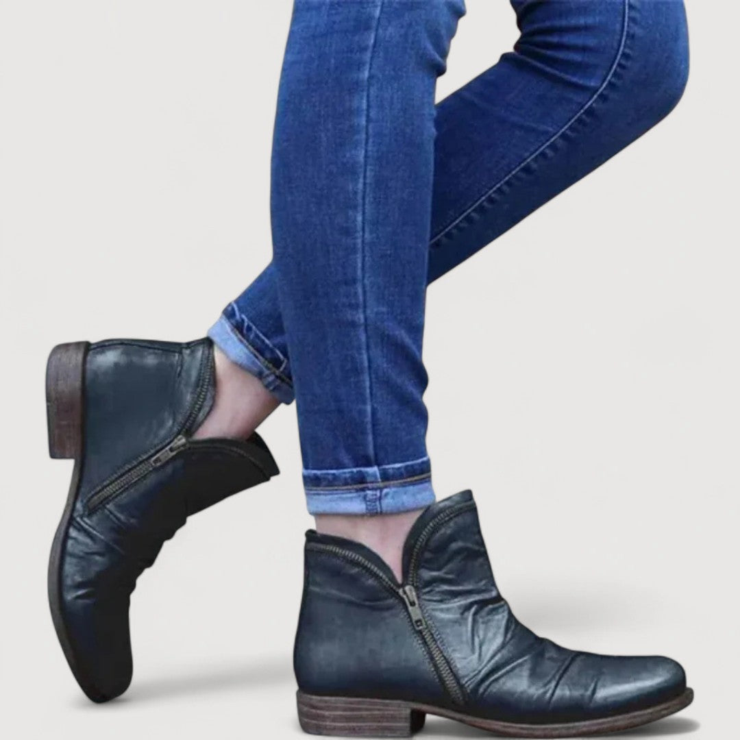 Mia | COMFORT ZIP ANKLE BOOTS