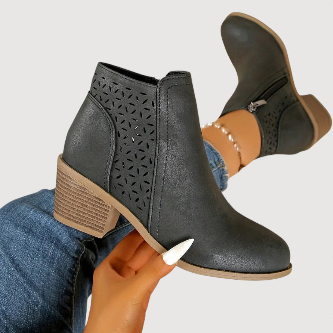 Ella | SUPPORTIVE ANKLE BOOTS