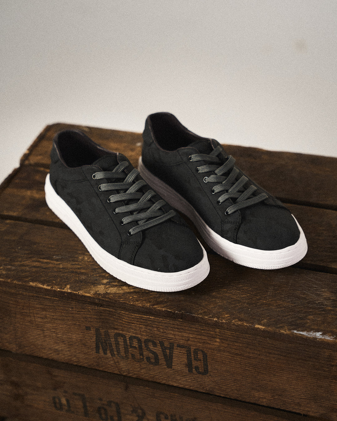 Thomas | Classic Sneaker