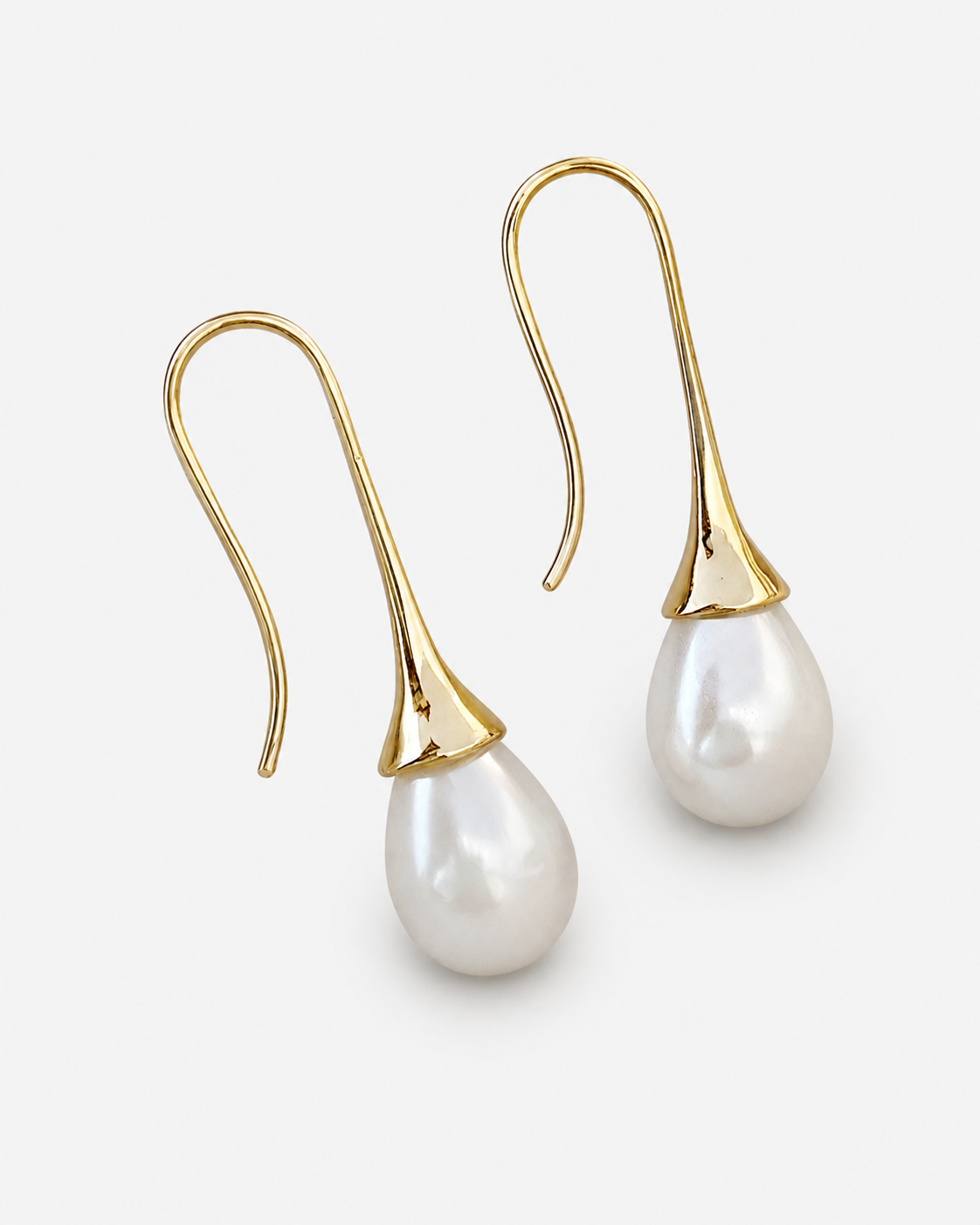 Charlotte | Classic Pearl Beauty Earrings