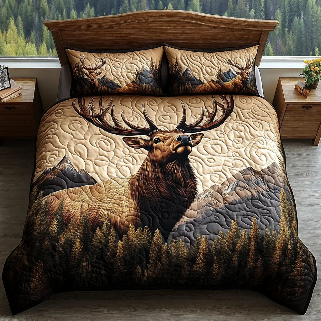3-Piece Quilted Bedding Set Featuring Forest Animals