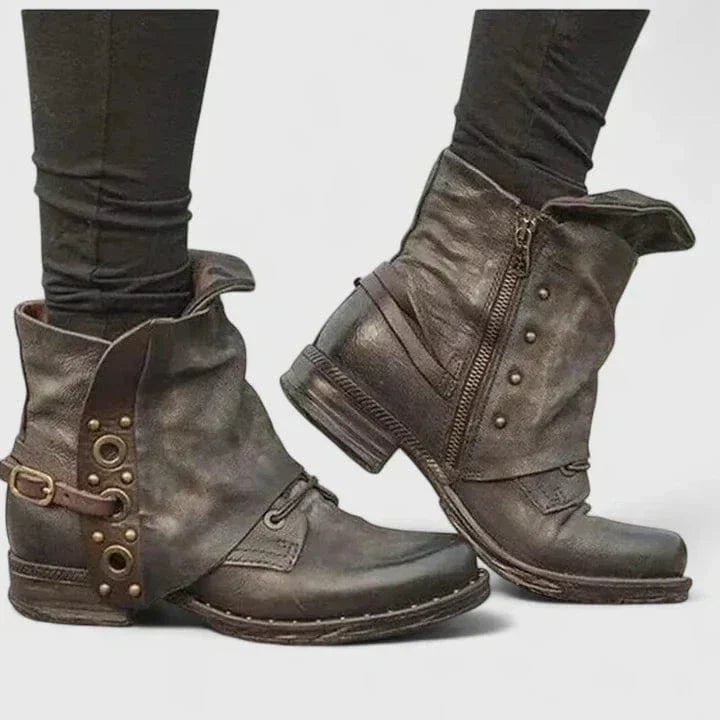 Lily | RIVETING BOOTS