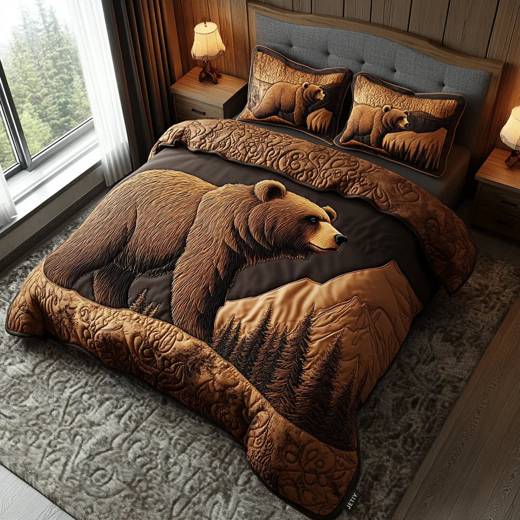 3-Piece Quilted Bedding Set Featuring Forest Animals