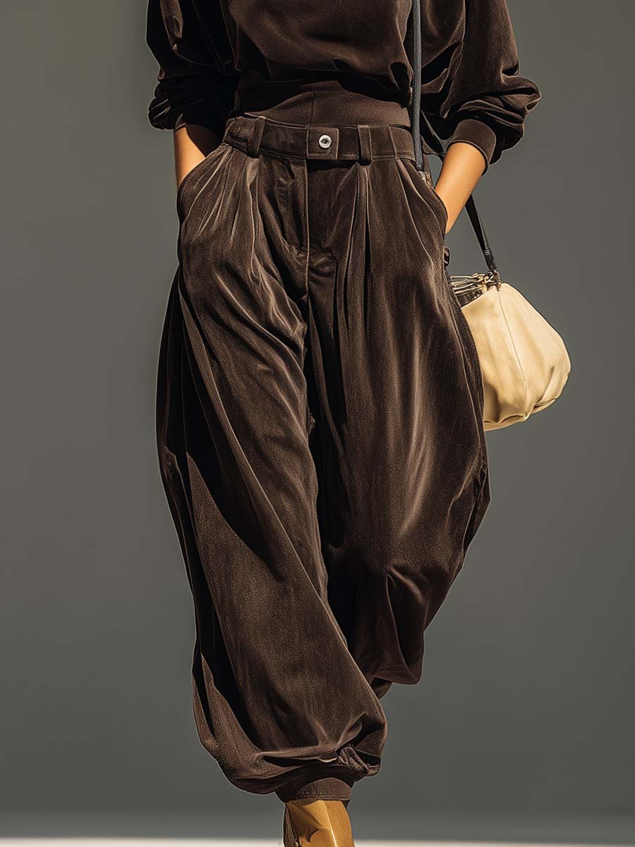 Emmie | The Chic Lounge Look