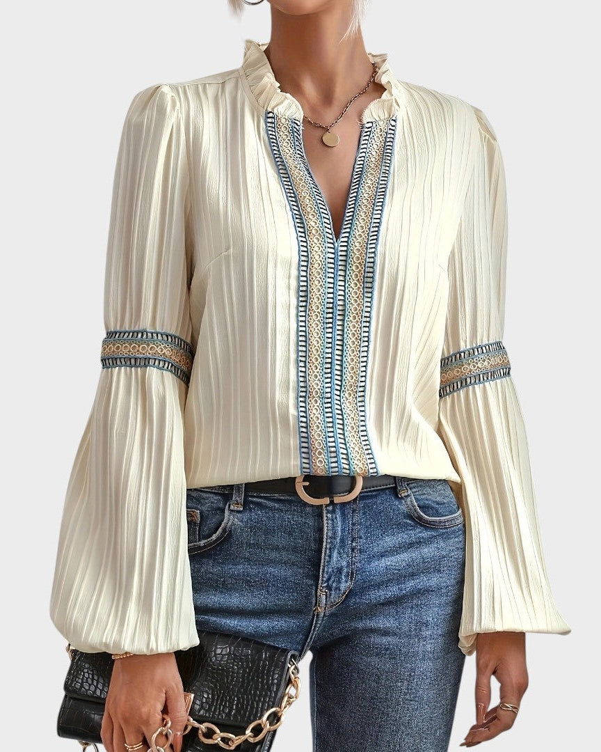 Penelope | Vintage Blouse with V-Neck