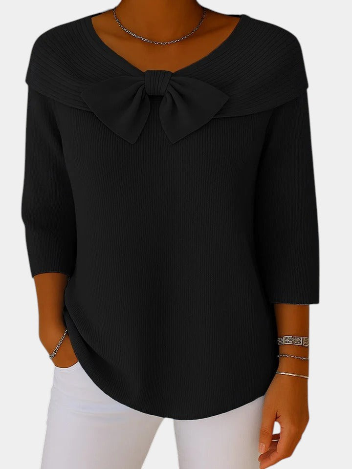 Ella | Warm and feminine pull with a knot