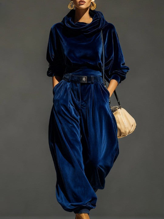 Emmie | The Chic Lounge Look